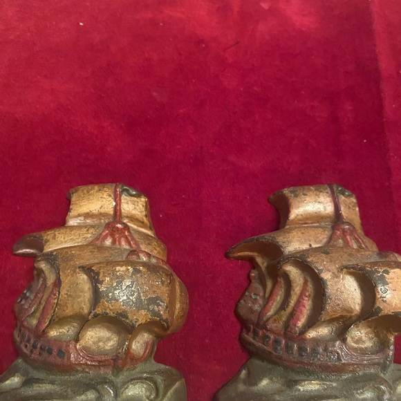 Antique CAST IRON Bookends NAUTICAL Signed and numbered Spaniard Ships - Picture 10 of 10
